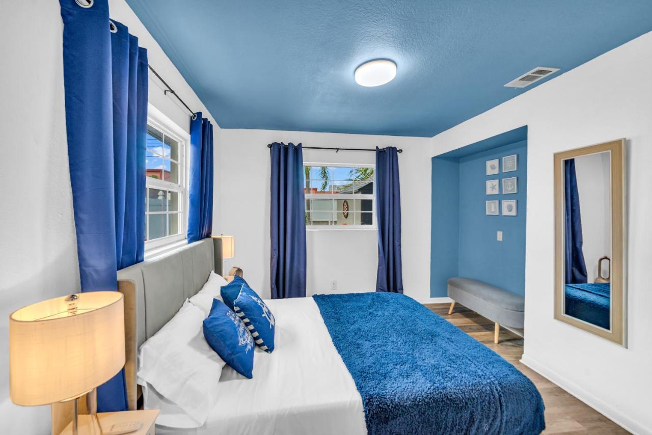 The Blue Villa - Luxury Clearwater By Bluebellaestate Largo Bagian luar foto