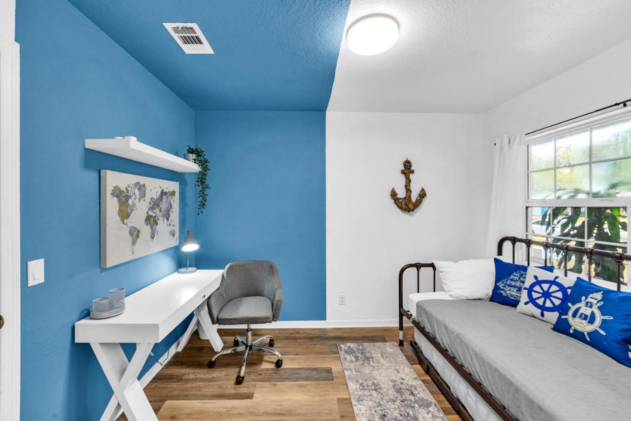 The Blue Villa - Luxury Clearwater By Bluebellaestate Largo Bagian luar foto