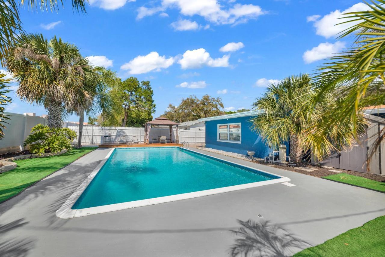 The Blue Villa - Luxury Clearwater By Bluebellaestate Largo Bagian luar foto